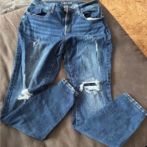 Maurices High Rise ripped Jegging with patch in one knee. Size Medium reg